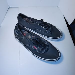 Ladies Canvas Tennis Shoes Size 9 Navy Lace up